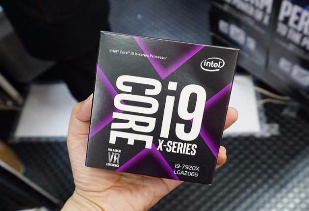 ���������� Intel Core i9-7920X �������-�� ��������� � �������
