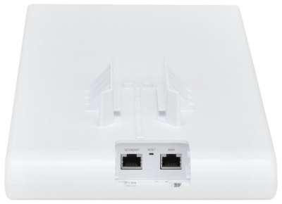 Wi-Fi ����� ������� Ubiquiti UniFi AP AC Mesh Pro