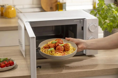 ������������� ���� Gorenje MO20CE1W5 20�. 700�� �����