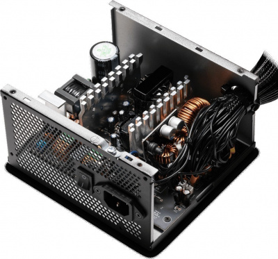 ���� ������� 750W ADATA XPG PYLON �������� 750 ��, ATX12V 2.52, �������� PFC, ���������� 120x120 ��, c��������� 80 PLUS Bronze (PYLON750B-BKCEU)