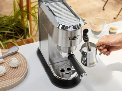 ��������� �������� Delonghi EC685.M 1350�� �����������/������